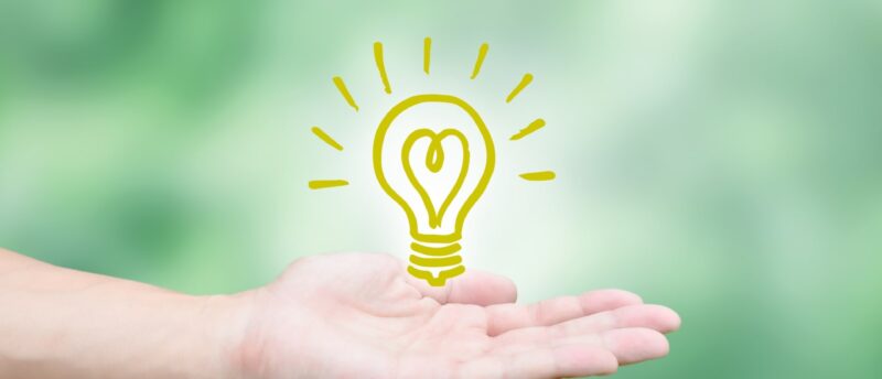 公務員でも学資保険に入るべき？公務員の学資保険加入メリットと判断基準