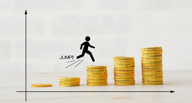 高卒でも高収入を狙える仕事は？高収入を目指せる理由や実現する方法を解説