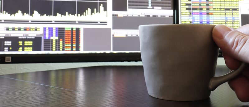 自動で高速取引！スキャルピングを加速する自動売買取引可能なFX口座の選び方とは？