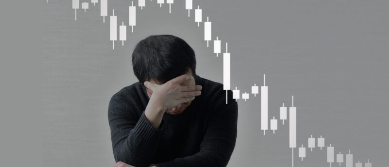 変額保険はやめたほうがいい？迷ったときの判断基準と注意点