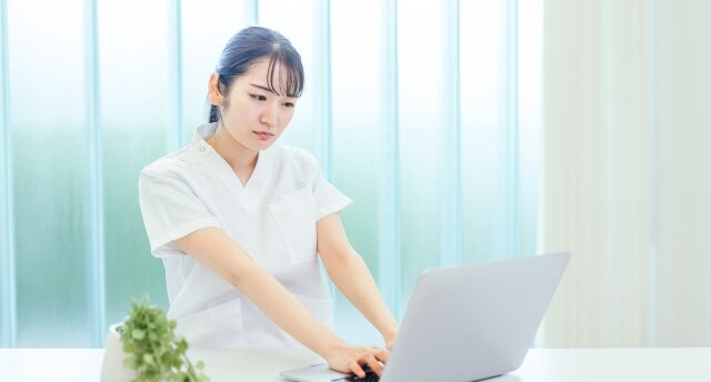 看護師は他職種に転職できる？看護師が転職したくなる理由や成功法を解説