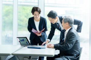 30代の転職で高収入は実現可能？業界・職種選びのポイントと戦略