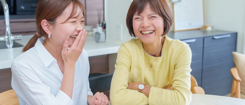 結婚しない娘と同居中…このままでいいのか迷う親が知るべき現実と具体策で娘さんの婚活をサポート