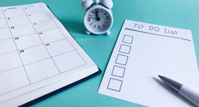 在職中の転職活動のやり方は？在職中の転職活動の注意点と効率よく転職する方法